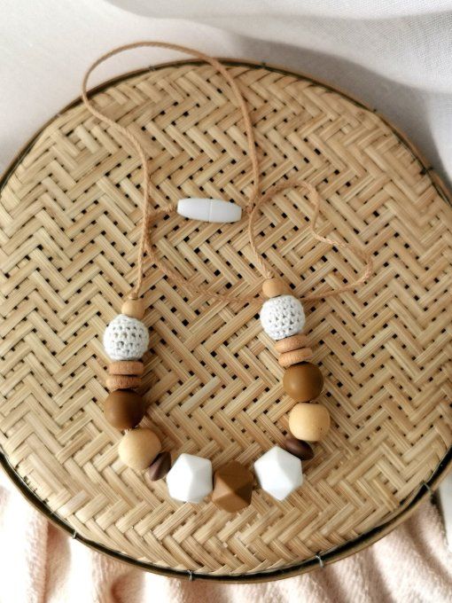 Collier de maternité personnalisé – Allaitement, portage & dentition