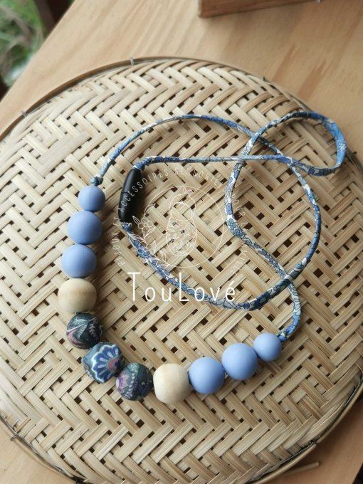 "Adèle", le collier d'allaitement et de portage au style Liberty