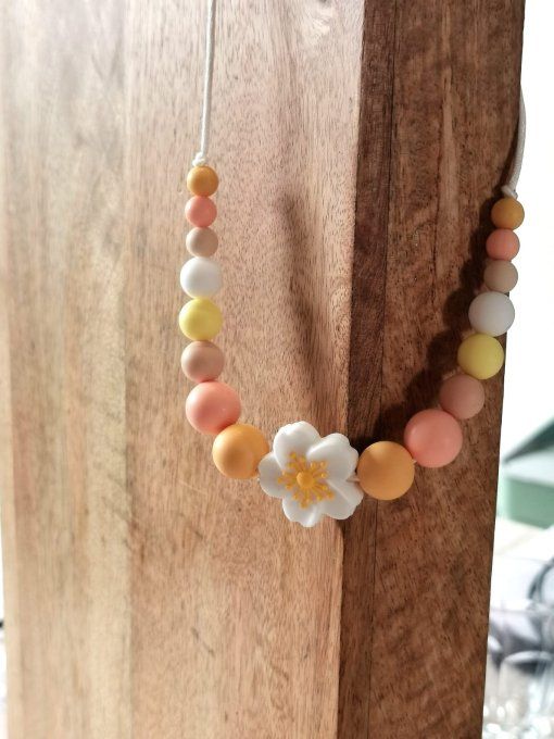 Collier enfant Fleur d’Églantine